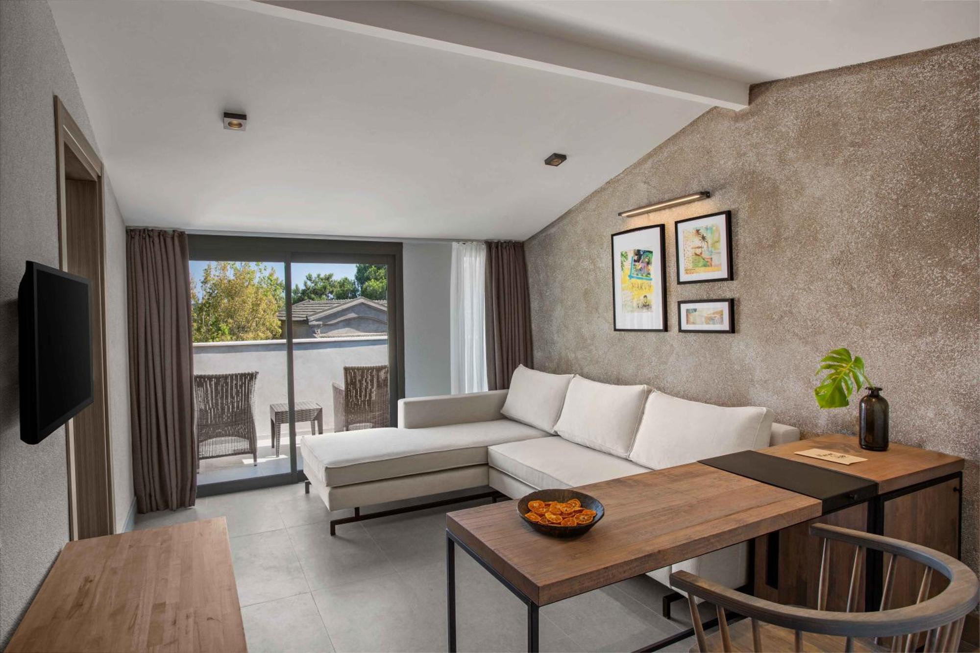 Club Marvy Resort 5*