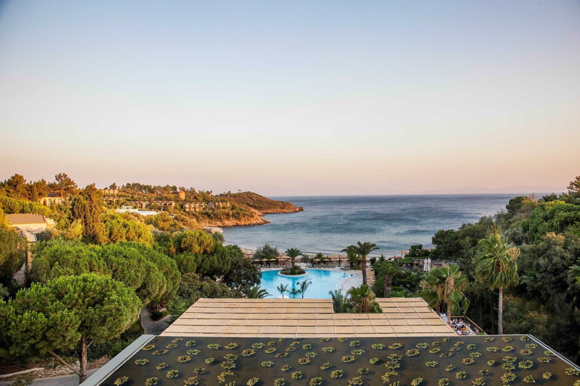 Club Marvy 5*